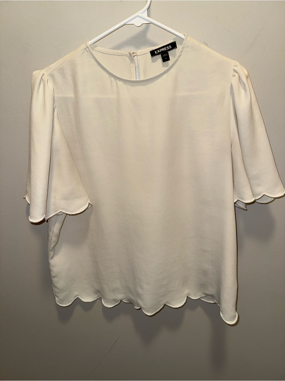 Express Cream Scalloped Short Sleeve Blouse